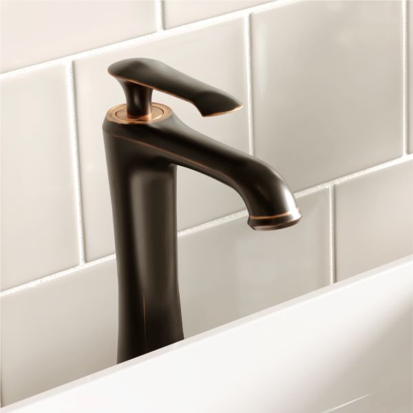 Woodburn Single Hole Single Handle Bathroom Faucet with Matching Pop-Up Drain In Oil-Rubbed Bronze