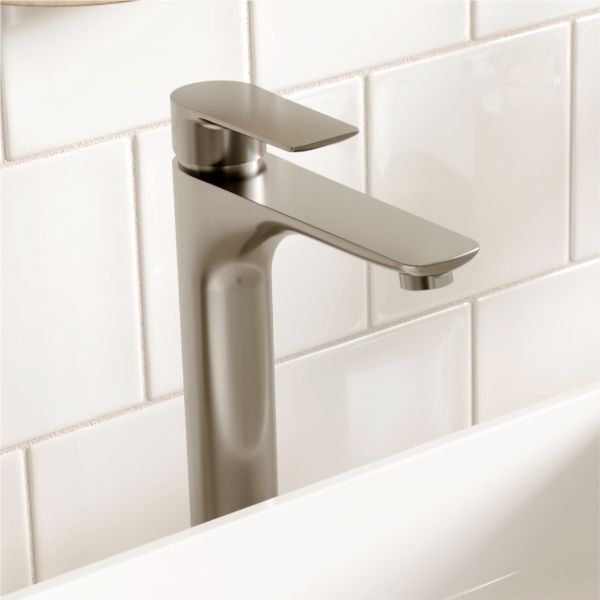 Kayes Single Hole Single Handle Bathroom Faucet with Matcing Pop-up Drain In Stainless Steel