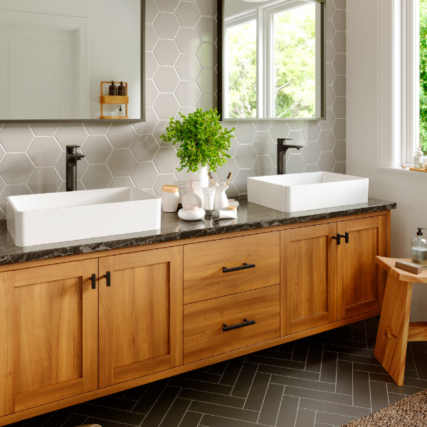 Kayes Single Hole Single Handle Bathroom Faucet with Matcing Pop-up Drain In Matte Black