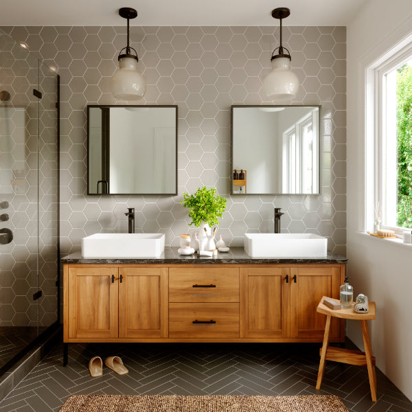 Kayes Single Hole Single Handle Bathroom Faucet with Matcing Pop-up Drain In Matte Black