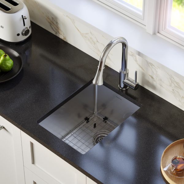 Weybridge Single Hole Single Handle Pull-Down Sprayer Kitchen Faucet In Chrome