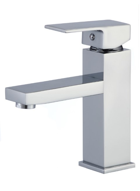 Ratel Single Handle Bathroom Faucet 4 3/4" x 7" Chrome
