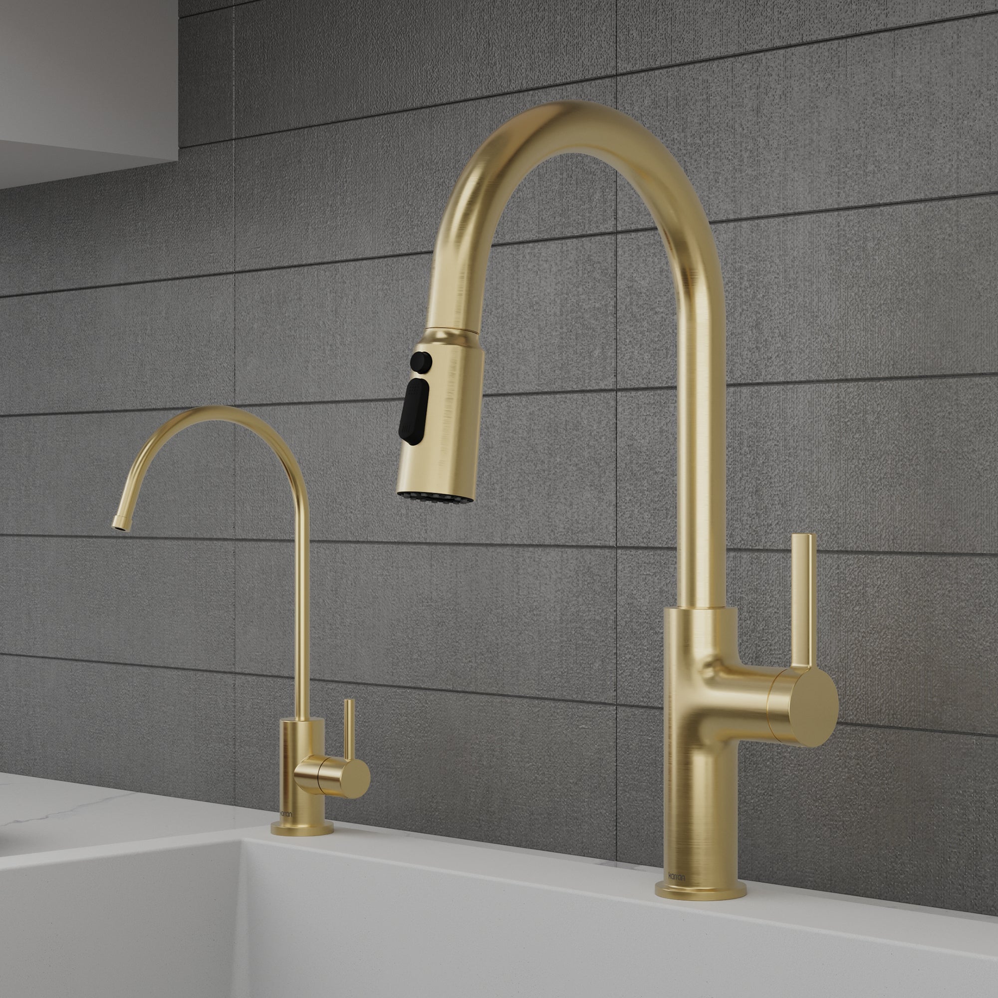 Stalbridge Single Handle Pull-Down Sprayer Kitchen Faucet In Spot-Free Champagne Bronze