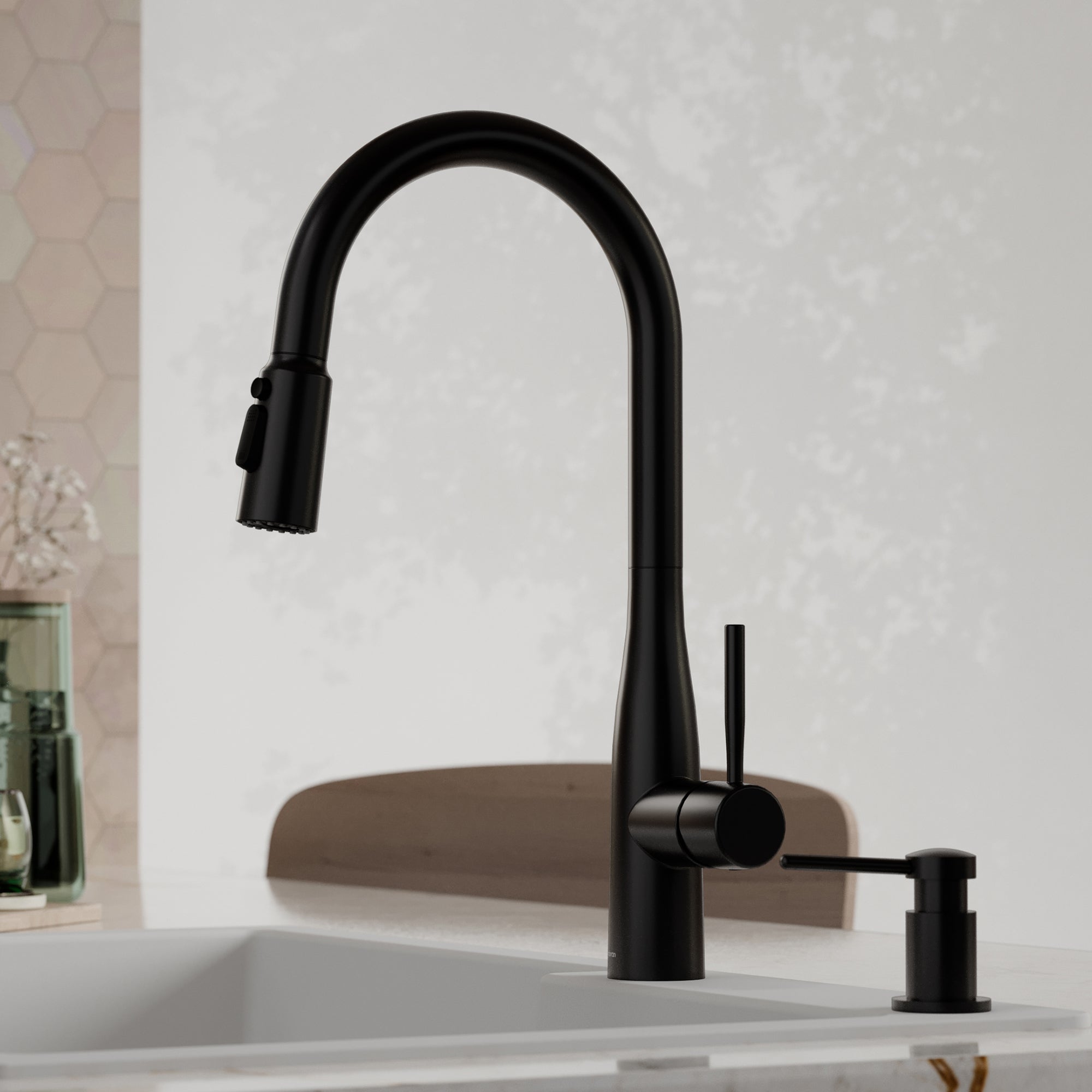 Faraday Pull-Down Sprayer Kitchen Faucet In Matte Black