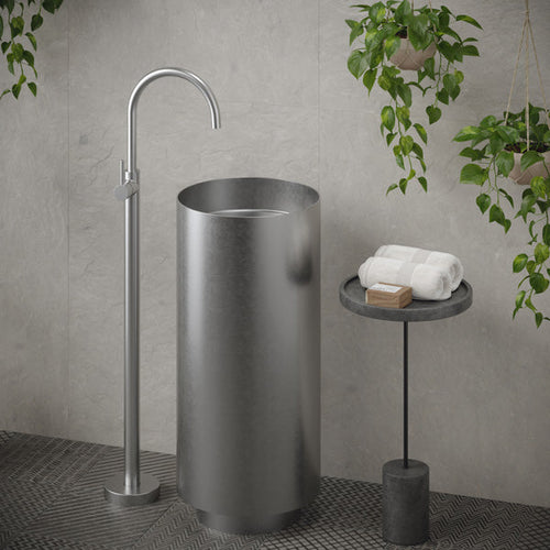 15" Pedestal Stainless Steel Bathroom Sink In Stainless Steel