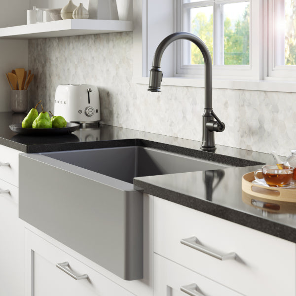 Auburn Single Hole Single Handle Pull-Down Sprayer Kitchen Faucet In Gunmetal Grey