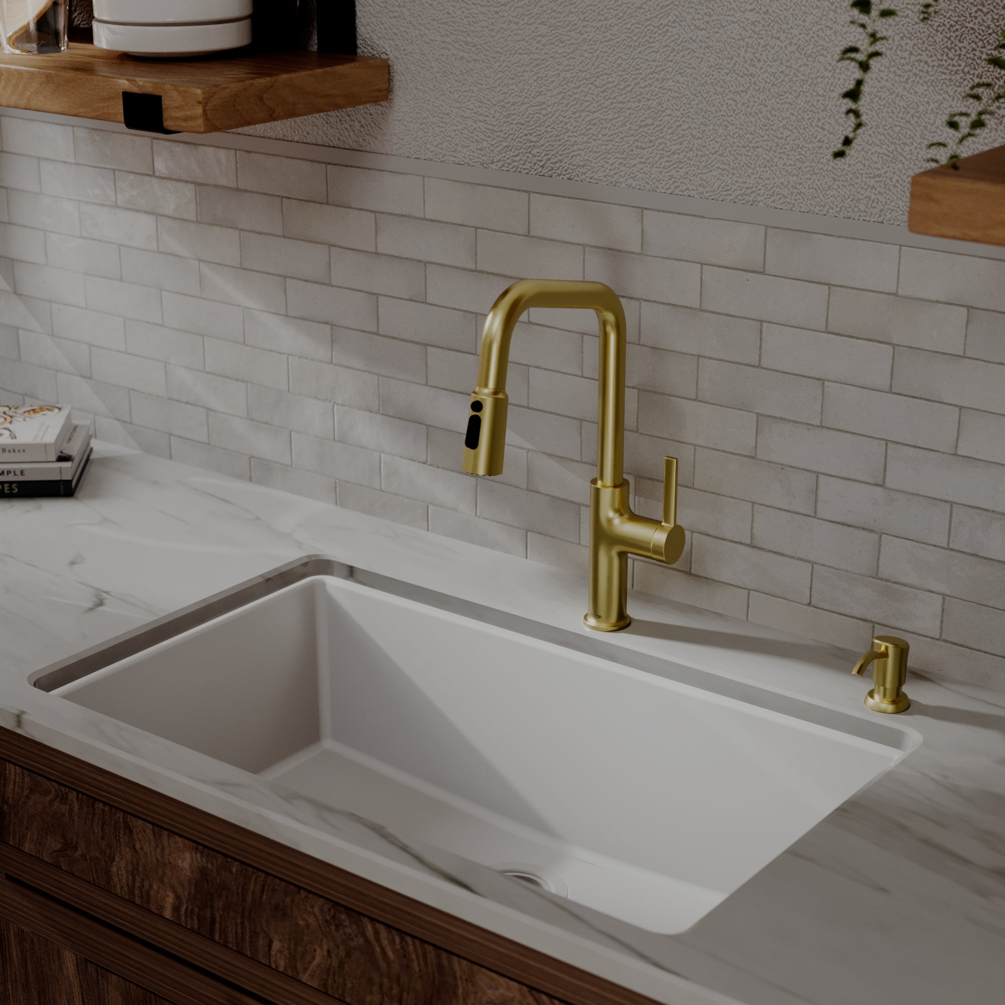 Stalbridge Single Handle Pull-Down Sprayer Kitchen Faucet In Spot-Free Brushed Gold