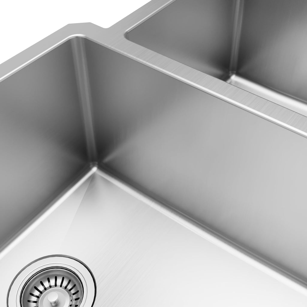 Elite 33" Undermount 16 Gauge Double Bowl Stainless Steel Kitchen Sink with Accessories