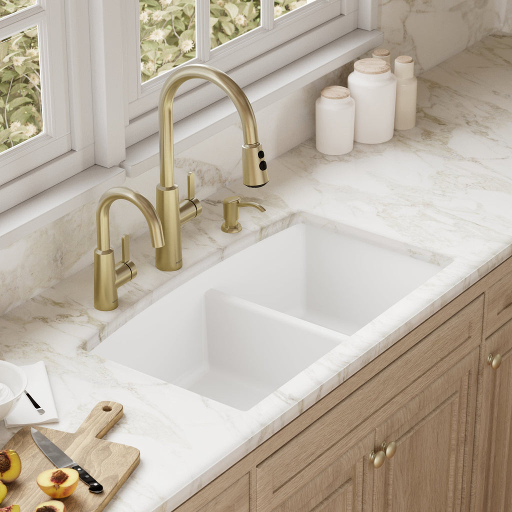 32-1/2" Undermount Double Offset Bowl Quartz Composite Kitchen Sink In White