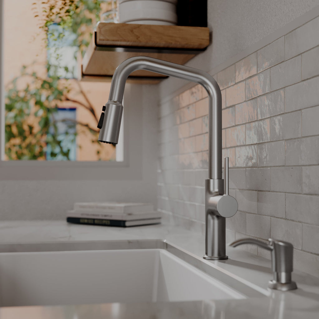 Stalbridge Single Handle Pull-Down Sprayer Kitchen Faucet In Spot-Free Stainless Steel